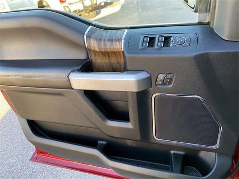 Used 2019 Ford F150 Lariat w/ Equipment Group 502A Luxury image 24