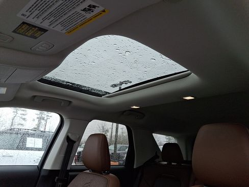 Certified 2025 Ford Bronco Sport Outer Banks w/ Outer Banks Tech Package+ image 17