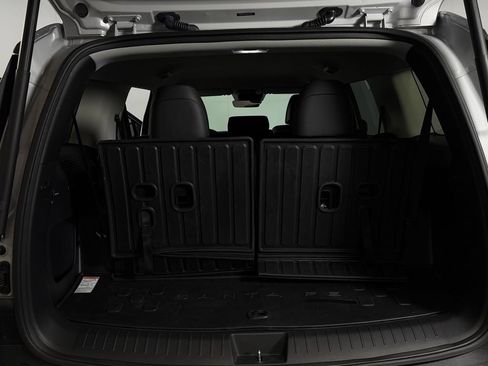 Used 2025 Hyundai Santa Fe SEL FWD image 31
