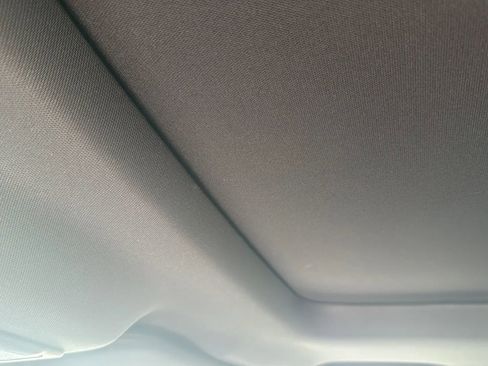 Used 2018 Ford Explorer Platinum image 19