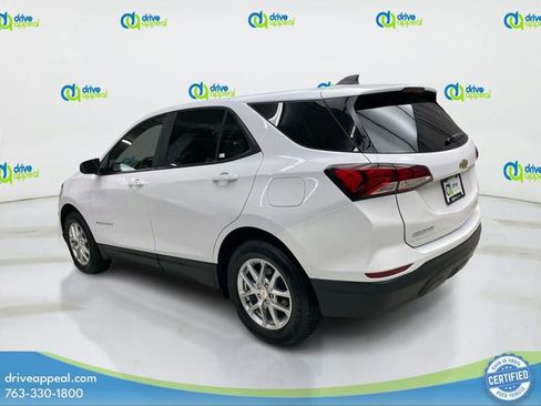 Used 2023 Chevrolet Equinox LS w/ LS Convenience Package image 8
