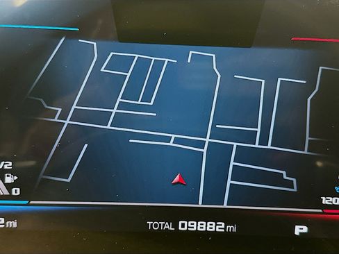 Used 2025 BMW M4 Competition w/ Executive Package image 9