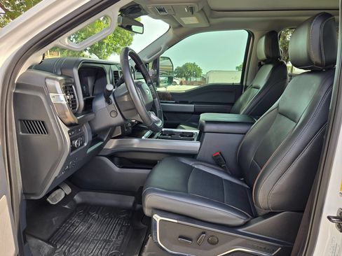 Used 2024 Ford F250 Lariat w/ Tremor Off-Road Package AWD/4WD image 10