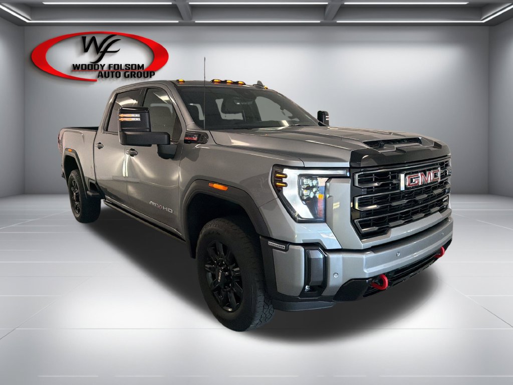 Used 2024 GMC Sierra 2500 AT4 w/ AT4 Premium Plus Package AWD/4WD image 4