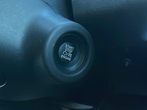Used 2023 RAM ProMaster 2500 FWD image 18