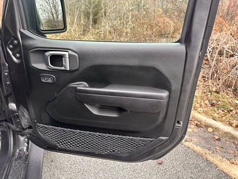 Used 2021 Jeep Gladiator Sport w/ Quick Order Package 24Q 80Th image 17