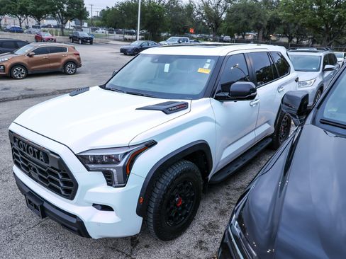 Used 2026 Toyota Sequoia TRD Pro AWD/4WD image 3