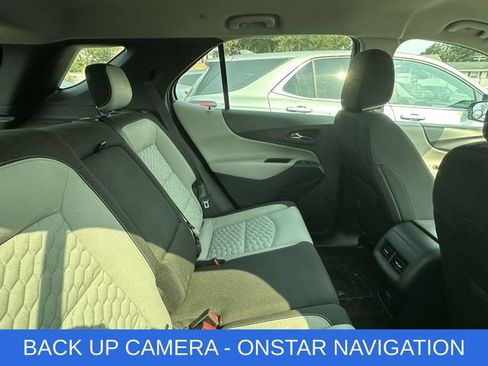 Used 2018 Chevrolet Equinox LS FWD image 3