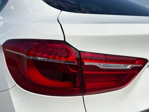 Used 2015 BMW X6 xDrive50i AWD/4WD image 21