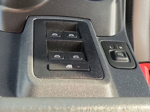 Certified 2022 Ford Bronco Wildtrak image 30