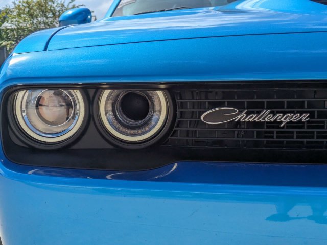Used 2023 Dodge Challenger R/T Scat Pack RWD image 10