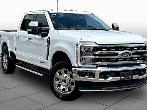 Certified 2026 Ford F250 Lariat w/ Chrome Package AWD/4WD image 3
