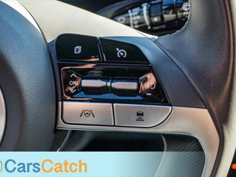 Used 2023 Hyundai Elantra SEL w/ Convenience Package image 34