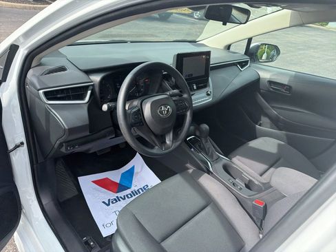 Used 2024 Toyota Corolla LE FWD image 10