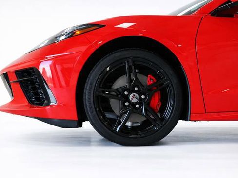 Used 2022 Chevrolet Corvette Stingray Premium Conv w/ Battery Protection Package RWD image 9