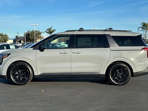 New 2025 Kia Carnival SX Prestige image 7