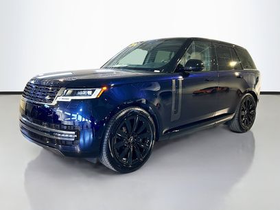 New 2025 Land Rover Range Rover SE