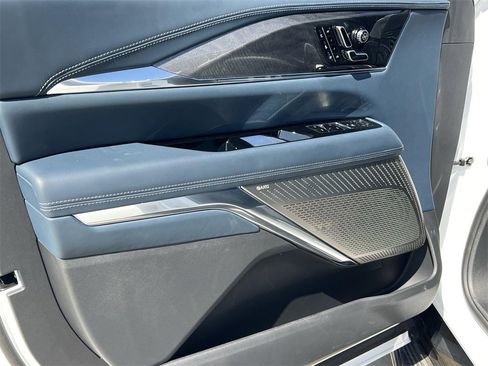 New 2025 Cadillac Escalade IQ Luxury 2 image 10