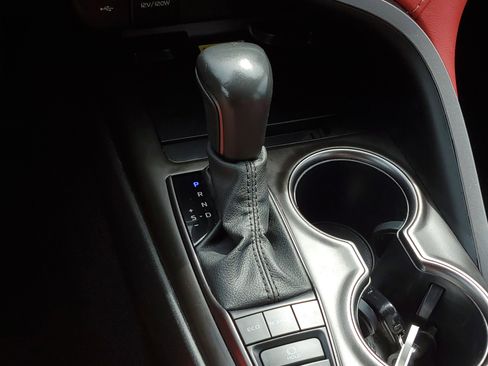 Used 2024 Toyota Camry XSE FWD image 29