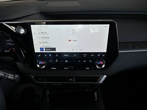 Used 2025 Lexus RX 350h image 13