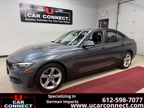 Used 2013 BMW 320i xDrive Sedan AWD/4WD image 1