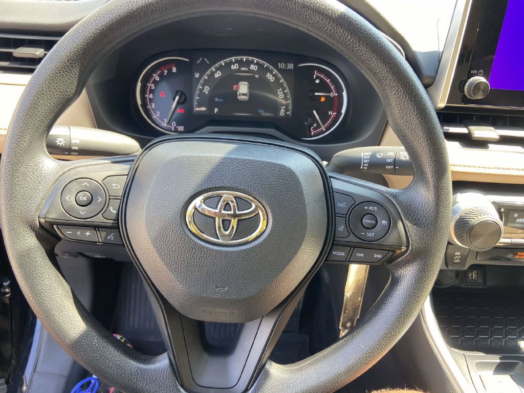 Used 2025 Toyota RAV4 LE FWD image 35