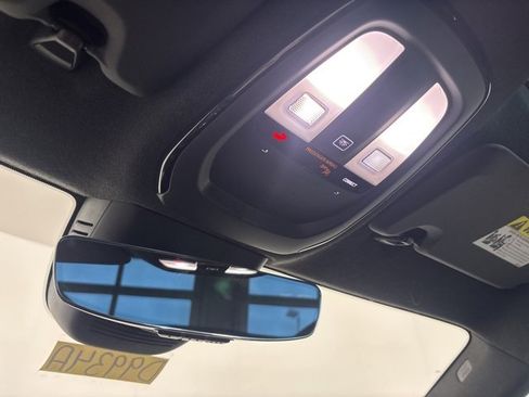 Used 2021 Polestar Polestar 2 w/ Performance Package image 21