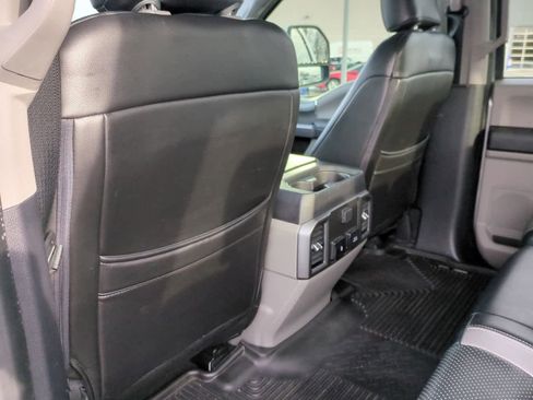 Used 2020 Ford F250 XLT w/ XLT Premium Package image 18