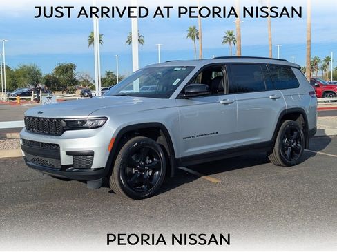 Used 2023 Jeep Grand Cherokee L Altitude image 1