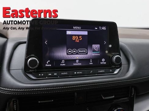 Used 2022 Nissan Rogue SV AWD/4WD image 18
