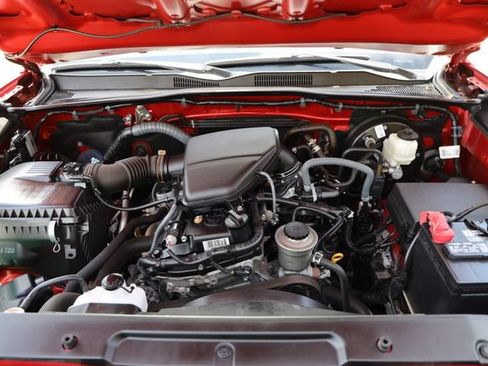 Certified 2022 Toyota Tacoma SR w/ SR Convenience Package RWD image 26