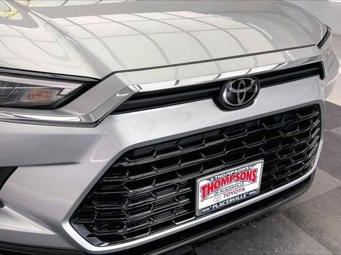 Used 2025 Toyota Grand Highlander AWD image 31