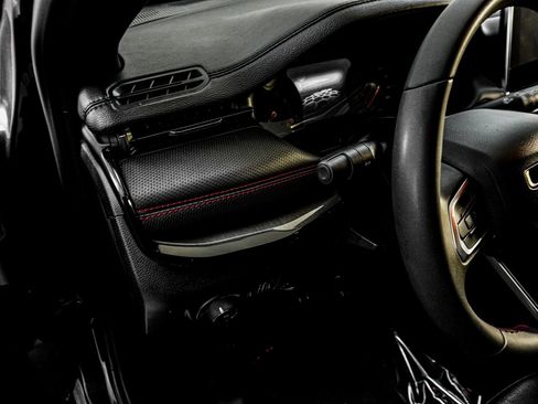 Used 2024 Jeep Compass Trailhawk image 28