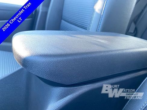 New 2026 Chevrolet Trax LT w/ Driver Confidence Package image 25