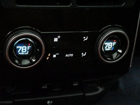 Used 2020 Land Rover Range Rover Sport HSE Dynamic image 39