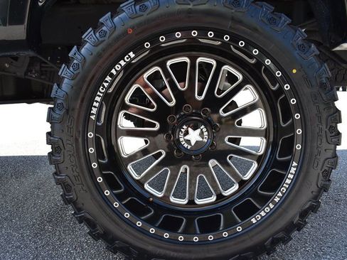 Used 2022 Ford F250 Lariat w/ Lariat Value Package image 9