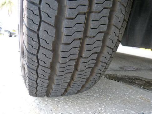 Used 2025 RAM ProMaster 2500 w/ U-Haul Equipment Group FWD image 34