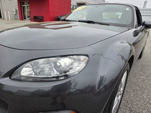 Used 2015 MAZDA MX-5 Miata Sport image 20
