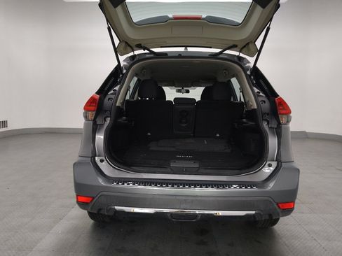 Used 2018 Nissan Rogue S FWD image 29