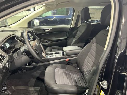 Used 2024 Ford Edge SE image 38