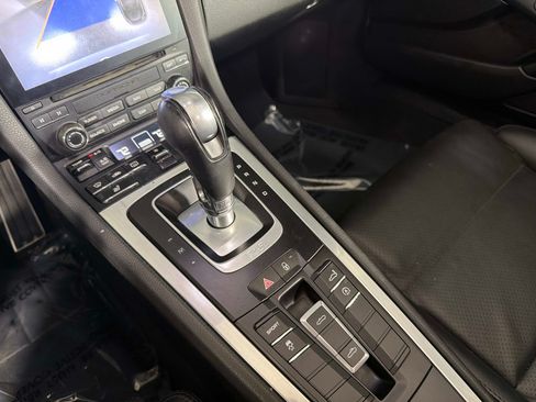 Used 2017 Porsche 718 Boxster S RWD image 30