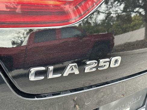 Used 2025 Mercedes-Benz CLA 250 4MATIC image 11