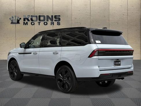 New 2026 Lincoln Navigator Black Label AWD/4WD image 6