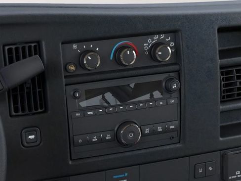 New 2026 GMC Savana 2500 RWD image 20