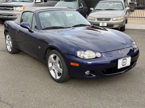 Used 2003 MAZDA MX-5 Miata SE image 26