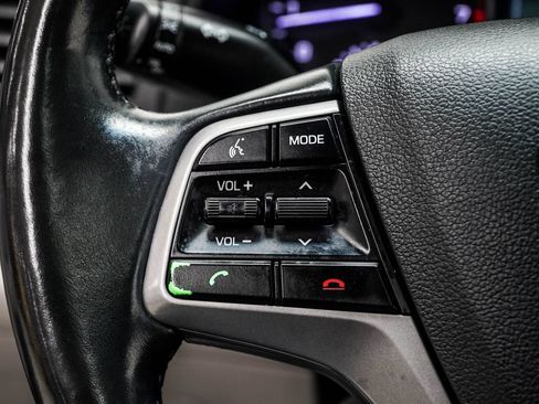 Used 2018 Hyundai Elantra Value Edition FWD image 29
