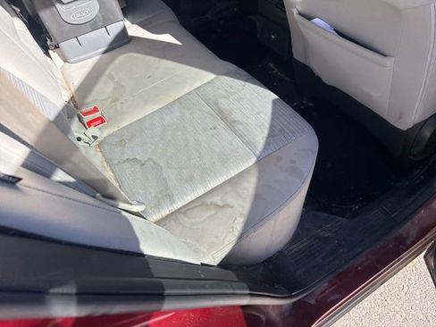 Used 2022 Nissan Rogue SV image 32