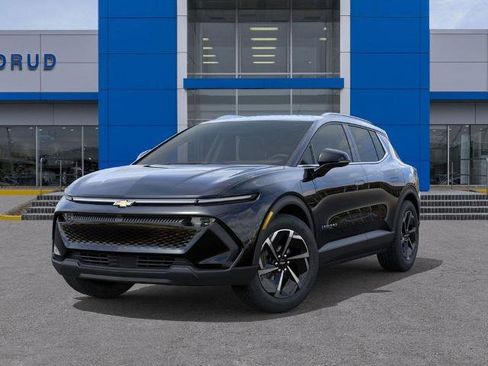 New 2026 Chevrolet Equinox EV LT image 6