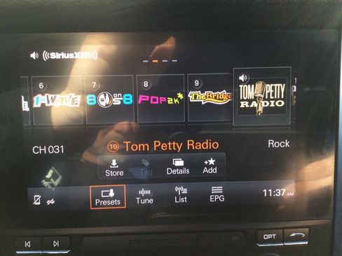 Used 2018 Porsche Macan Sport Edition image 14