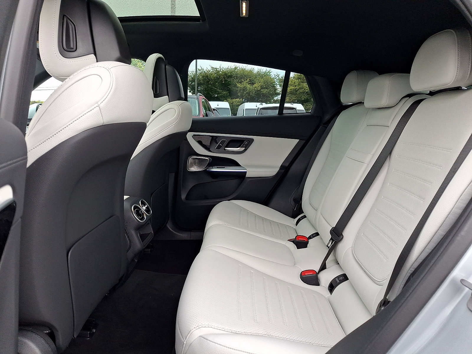 Certified 2026 Mercedes-Benz GLC 300 4MATIC image 10